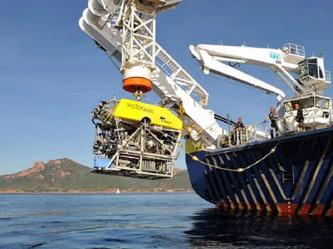 Las MEJORES IMÁGENES del ROBOT que ayuda en la búsqueda del SUBMARINO TITÁN