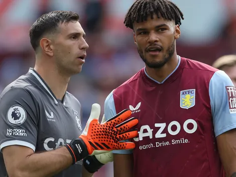 El anuncio de Aston Villa que generó controversia entre los hinchas