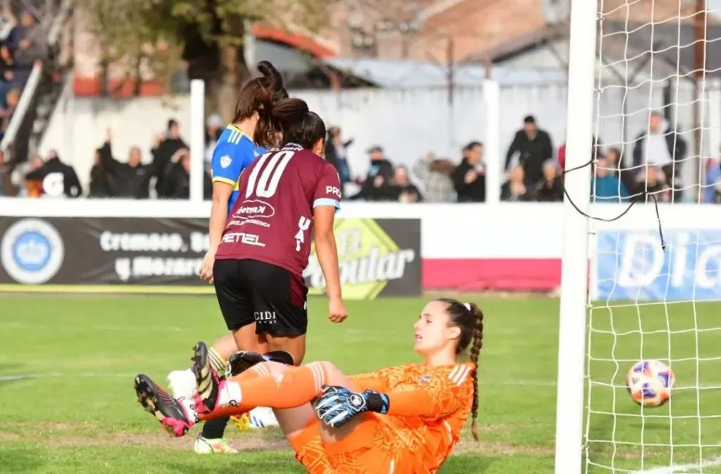 Daiana Falfán (UAI) y Laurina Oliveros (Boca) dos de las que estarán en la citación.