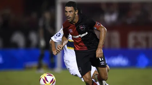 Maxi Rodríguez enfrentando a Boca.