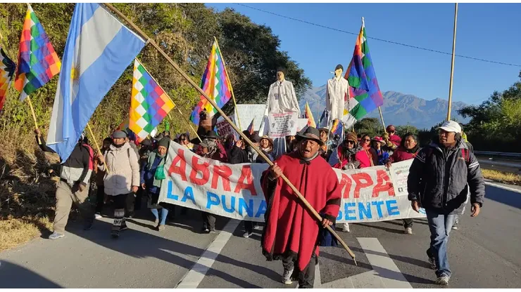 La aprobación de la reforma constitucional de Jujuy impulsó protestas y cortes de ruta (Jujuy al momento).