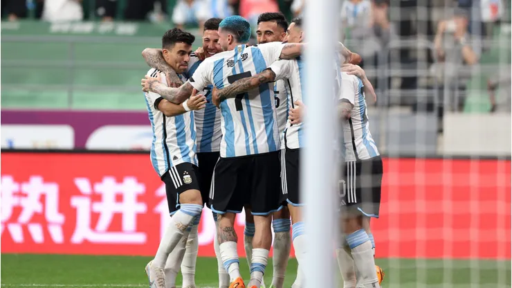 Partido redondo de Argentina en Asia: gol de Messi, debut de Garnacho y triunfo ante Australia