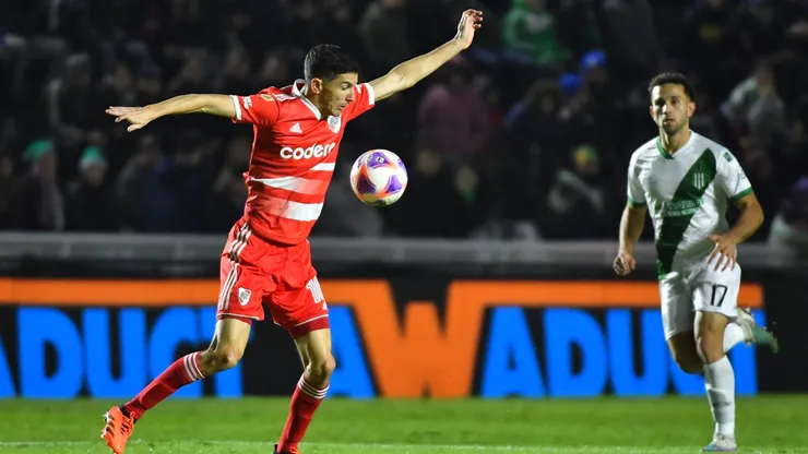 River goleó a Banfield como visitante y estira la diferencia en la punta