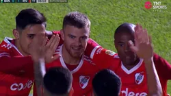 El festejo del 1-0 de River ante Banfield.