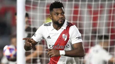 BUENOS AIRES, ARGENTINA - MAY 21: Miguel Borja of River Plate celebrates after scoring the team's first goal during a Liga Profesional 2023 match between River Plate and Platense at Estadio Más Monumental Antonio Vespucio Liberti on May 21, 2023 in Buenos Aires, Argentina. (Photo by Diego Haliasz/Getty Images)
