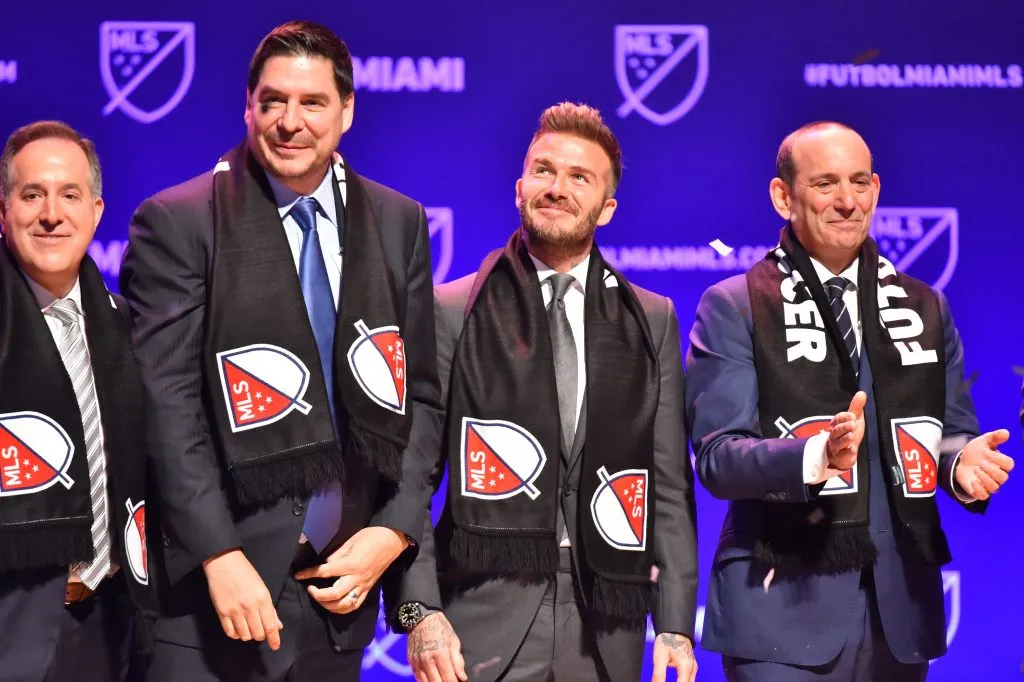 Los hermanos Mas junto a Beckham (Getty Images)