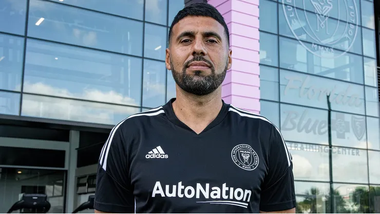 Javier Morales, el nuevo DT de Messi es... ¡argentino!