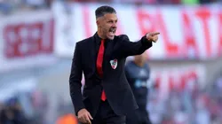 Martín Demichelis planifica el once de River.