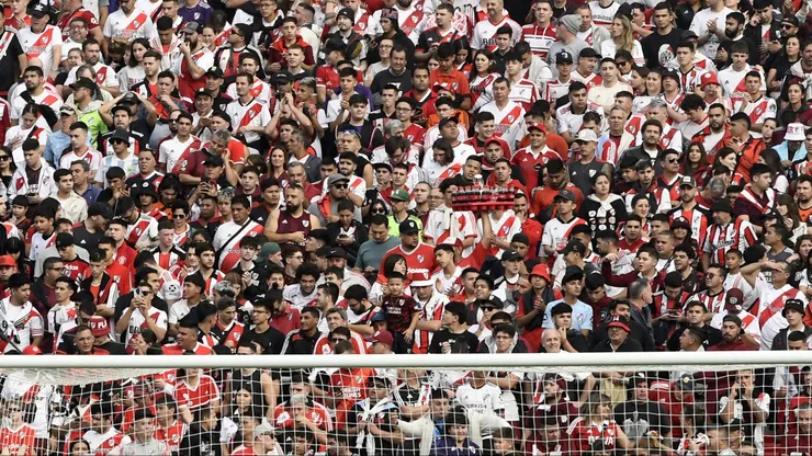 El partido entre River Plate y Defensa y Justicia fue suspendido.