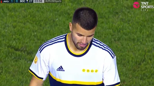 VIDEO | Por decisión del VAR, Boca sufrió la expulsión de Weigandt tras una patada criminal