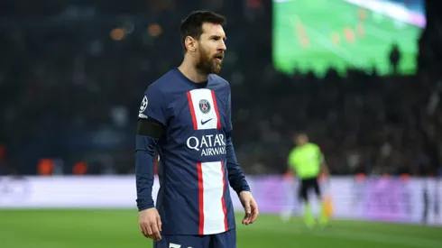PARIS, FRANCE - FEBRUARY 14: Lionel Messi of Paris Saint-Germain looks on during the UEFA Champions League round of 16 leg one match between Paris Saint-Germain and FC Bayern Muenchen at Parc des Princes on February 14, 2023 in Paris, France. (Photo by Alex Grimm/Getty Images)
