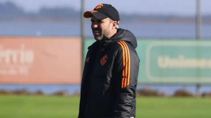 Coudet pide refuerzos para su Inter.