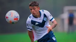 Gianluca Prestianni con la camiseta de Vélez.