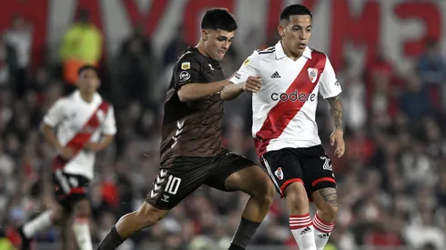 Vicente Taborda con la camiseta de Platense.