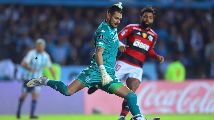 Gabriel Arias puede irse de Racing. (Getty Images)
