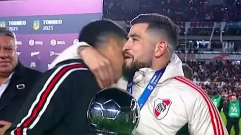 VIDEO | El enorme gesto de Enzo Pérez con Elías Gómez en la celebración de River