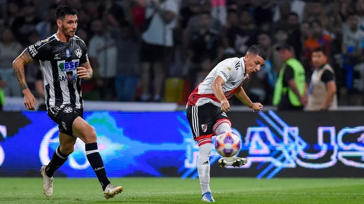 Franco Alfonso durante su debut en River.