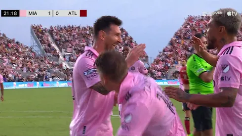 Lionel Messi festejando su segundo tanto.