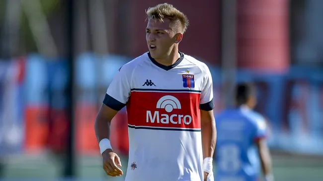 Mateo Retegui durante un partido de Tigre. (Foto: Getty)