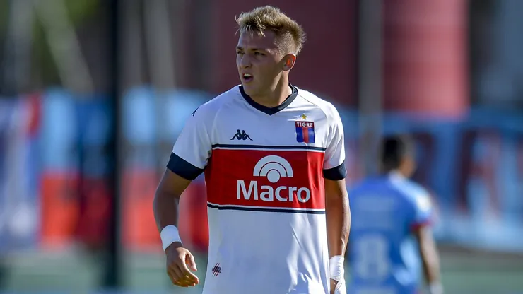 Mateo Retegui durante un partido de Tigre.