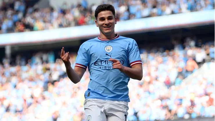 Gana terreno: La decisión del Manchester City que podría favorecer a Julián Álvarez
