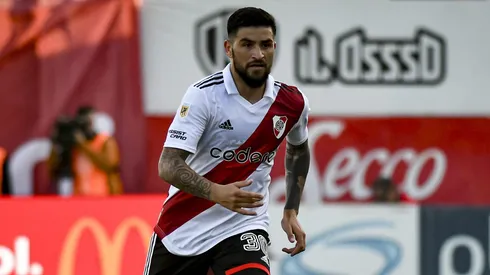 "Quedó en stand by": revelan que Elías Gómez estaba cerca de un gigante de Sudamérica pero frenó su pase