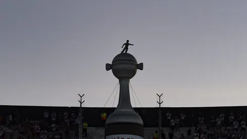 ¡Inesperado! Se quedó sin DT el rival de un equipo argentino en los octavos de la Libertadores
