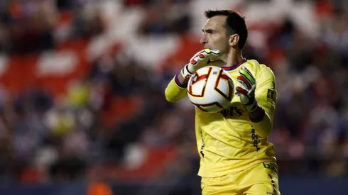 Barovero no piensa en el retiro y el fútbol argentino es su mejor opción