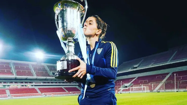 De padre futbolista, dio la vuelta olímpica con el Barcelona y ya está en la historia de Boca