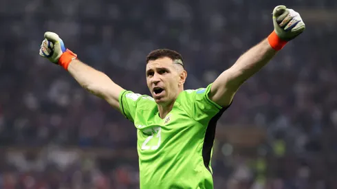 Empezó a regir la nueva regla "anti Dibu Martínez": ¿De qué trata este cambio histórico?