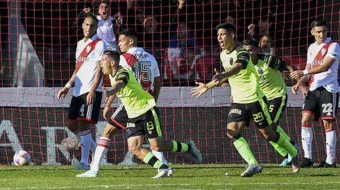 Victoria histórica de Barracas Central: venció 2 a 1 a River y le cortó la racha