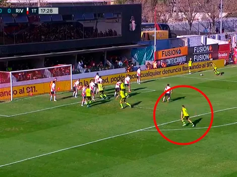 VIDEO | River se durmió en una pelota parada y Barracas puso el 1 a 0