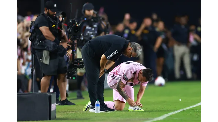 Martino insiste en que Messi descanse: "A veces hay que convencerlo para que pare"