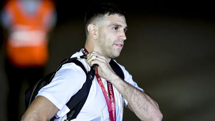 Le hicieron estudios a Dibu Martínez: llegaría sin problemas a la fecha FIFA