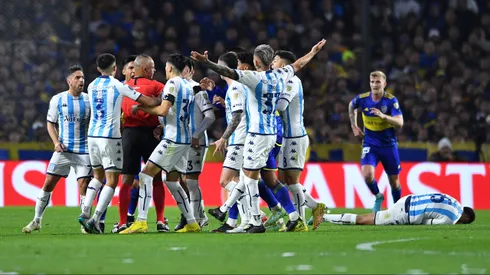 VIDEO | El tremendo codazo de Marcos Rojo sobre Maxi Romero que lo salvó de la expulsión en Boca - Racing