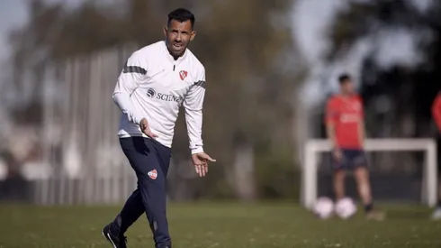 Carlos Tevez en el entrenamiento de Independiente.