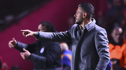 Martín Demichelis en el duelo ante Argentinos.