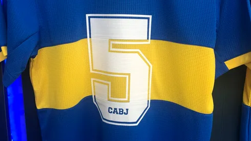 Inesperado: la 5 de Alan Varela en Boca tiene nuevo dueño