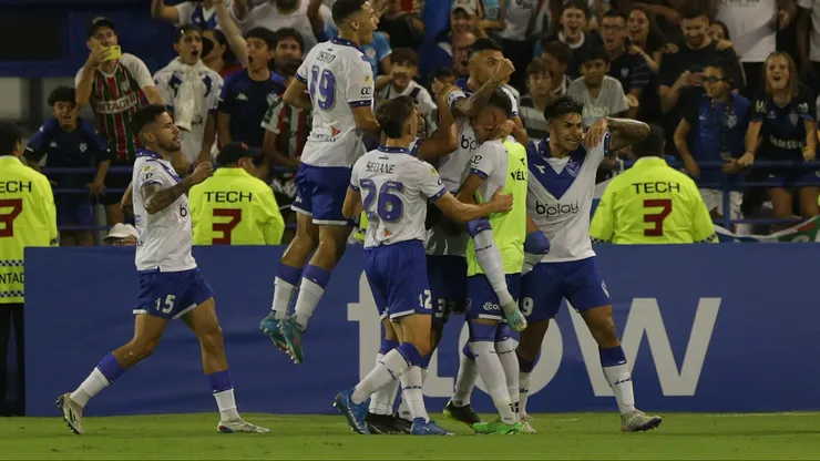 Vélez no cierra su mercado y va por Fernando de Paul, arquero de Colo Colo