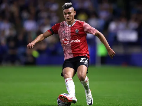 ¿Se va de Southampton? Los 3 clubes de Europa que se pelean por Charly Alcaraz