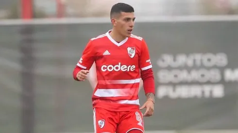 Carlos Airala con los colores de River.