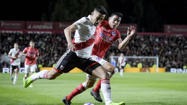 River visita a Argentinos en La Paternal.