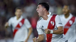 Paradela celebrando un gol en River.