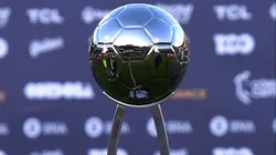 La Copa de la Liga espera por su nuevo dueño.