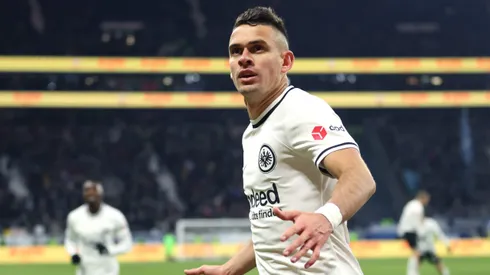 Rafael Borré parece tener las horas contadas en Eintracht Frankfurt.