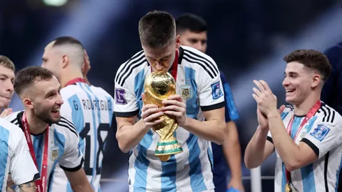 Foyth se plantó en Villarreal y pidió que lo dejen salir al Barcelona