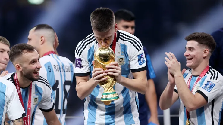 Foyth se plantó en Villarreal y pidió que lo dejen salir al Barcelona