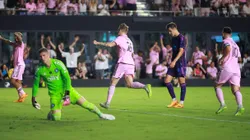 Efecto Messi: después de recibir 4 goles, el arquero de Charlotte le pidió un autógrafo