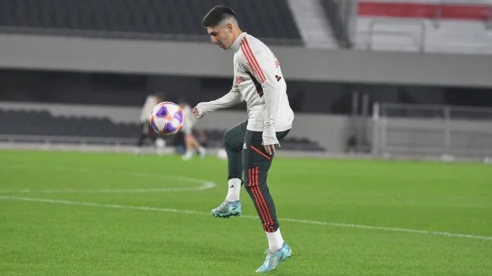Agustín Fontana entrenando en River.