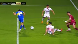 El gol errado por Edinson Cavani.